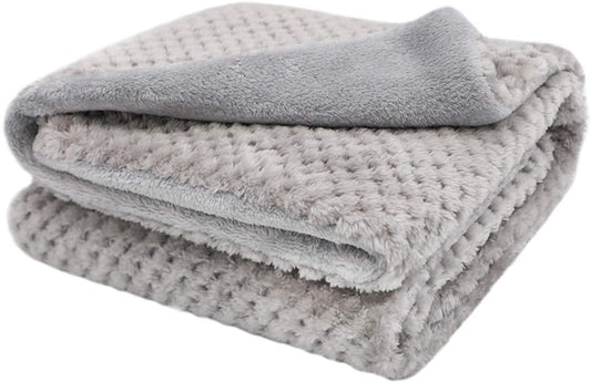 Premium Fluffy Fleece Dog Blanket, Soft and Warm Pet Throw for Dogs & Cats(32X40Inch, Grey)
